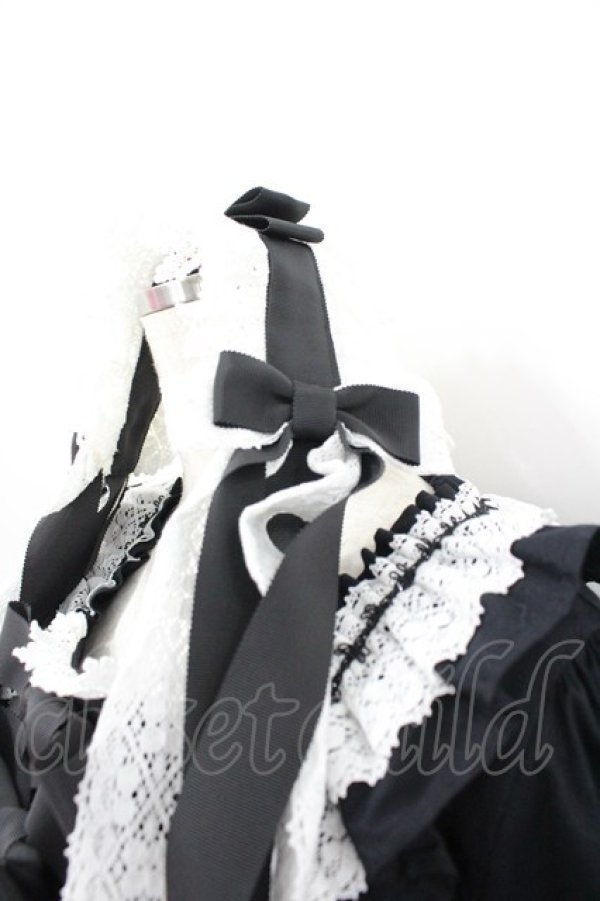 画像2: BABY,THE STARS SHINE BRIGHT / ローブ・ア・ラ・フランセーズワンピース&ヘッドドレスセット  黒×白 I-26-02-23-031-BA-ZA-TE-ZI (2)