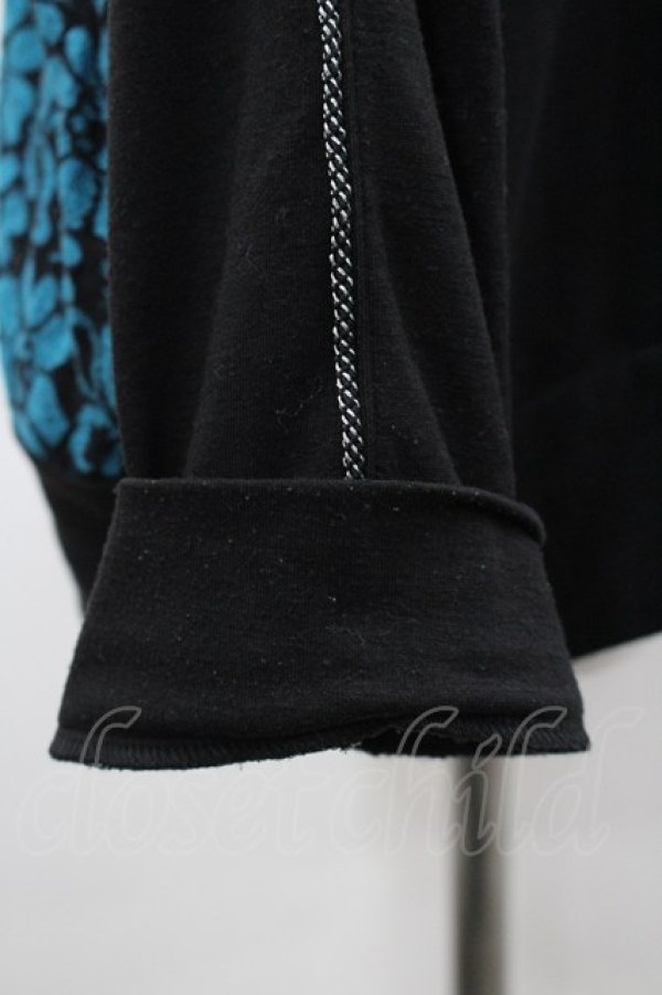 画像2: ALGONQUINS / フラワーレース切替フードパーカー  黒Ｘ青 I-26-02-25-028-AL-TO-SA-ZI (2)