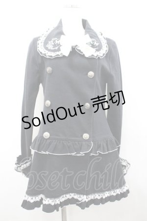 画像: PUTUMAYO / 蝶ローズ刺繍長袖コート  黒Ｘ白 I-26-02-25-043-PT-OP-SA-ZI