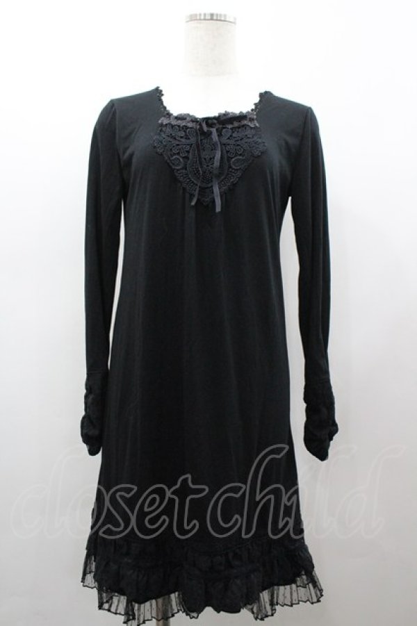 画像1: axes femme / チュールプリーツロングインナーカットソー  黒 I-26-02-25-071-AX-OP-SA-ZI (1)