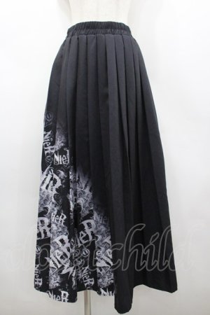 画像: NieR Clothing / プリーツ&プリントスカート  黒ｘグレー I-26-02-25-087-PU-SK-SA-ZI