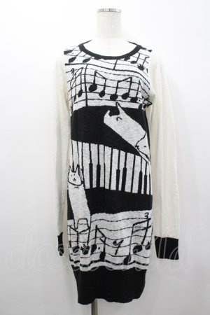 画像: MINT NeKO / 音符柄ニットロングトップス  白Ｘ黒 I-26-02-25-023-HN-TO-SA-ZI