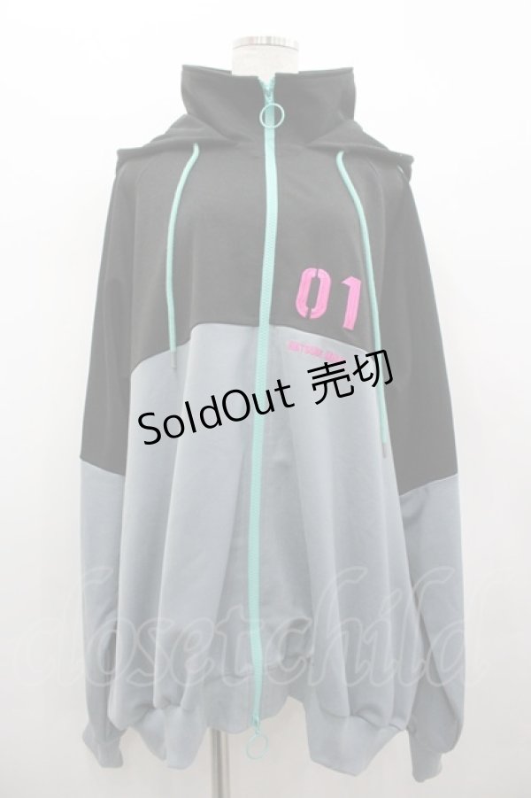 画像1: LISTEN FLAVOR / 初音ミクジャージパーカー F 黒Ｘ青 I-26-02-28-037-PU-TO-SA-ZI (1)