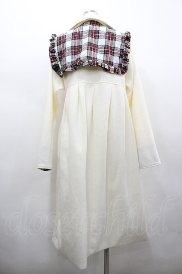 画像2: Kutir / 【クティールとレトロ】チェックボウタイ襟付きマルチウウェイステンカラーコート F オフホワイト I-26-02-28-066-LO-TO-TE-ZI (2)