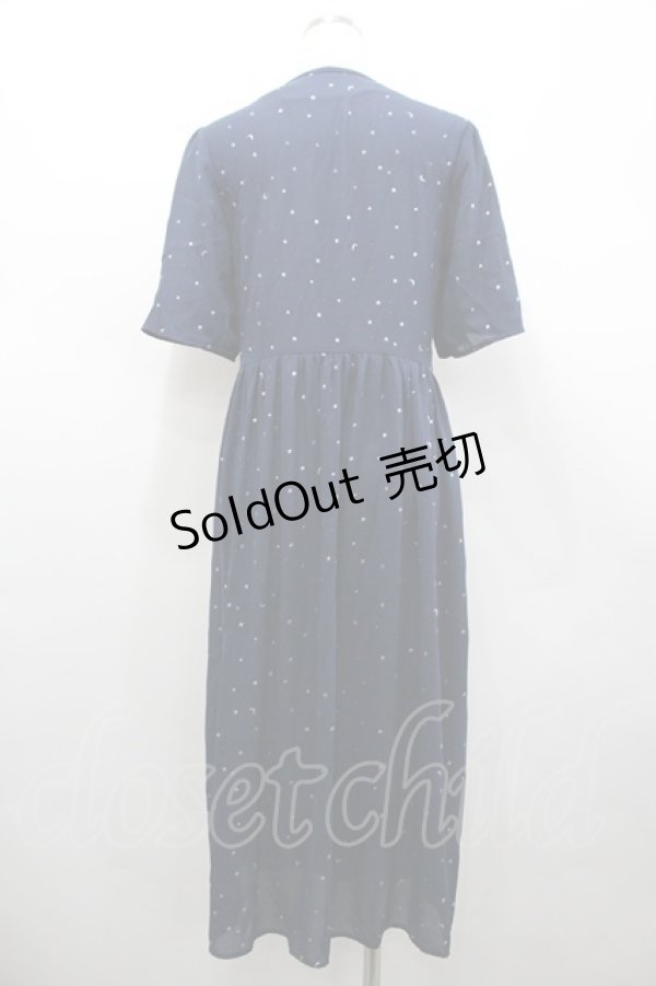 画像2: Ank Rouge / スター総柄シフォン半袖ワンピース  ネイビーＸシルバー I-26-02-28-081-CA-OP-SA-ZI (2)