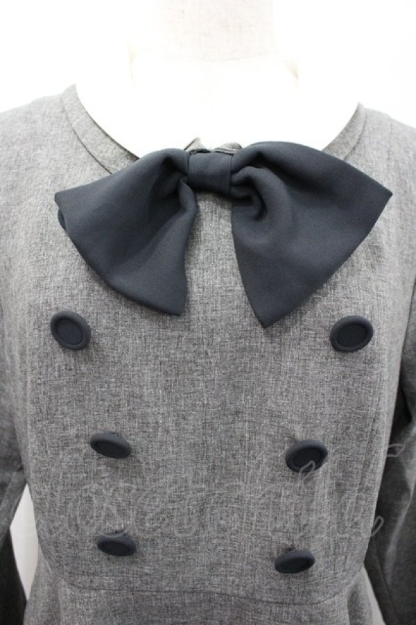 画像3: an another angelus / クレリックダブルカラータイ付きワンピース  グレー I-26-02-28-085-CA-OP-SA-ZI (3)