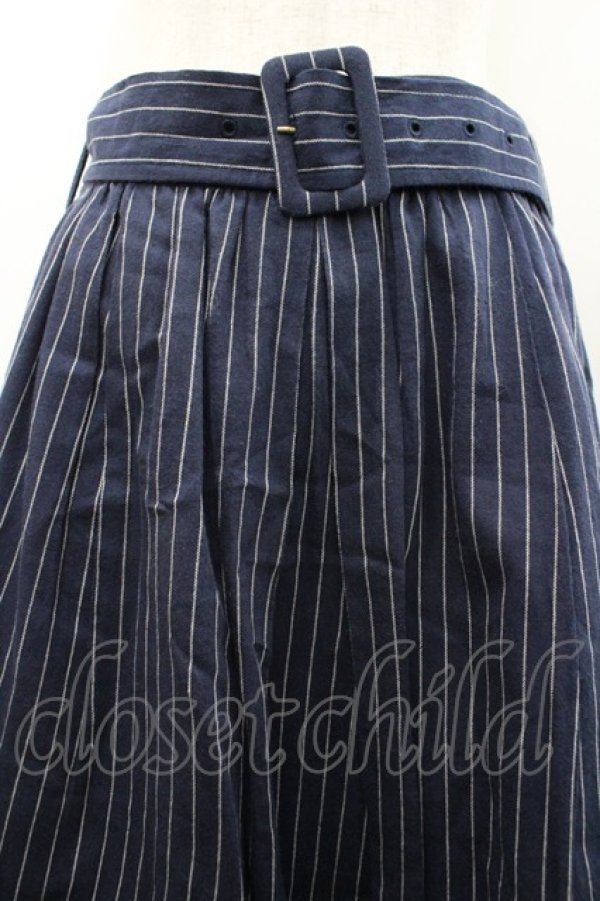 画像3: axes femme / ストライプスカート  ネイビーＸ白 I-26-02-28-113-AX-SK-SA-ZI (3)