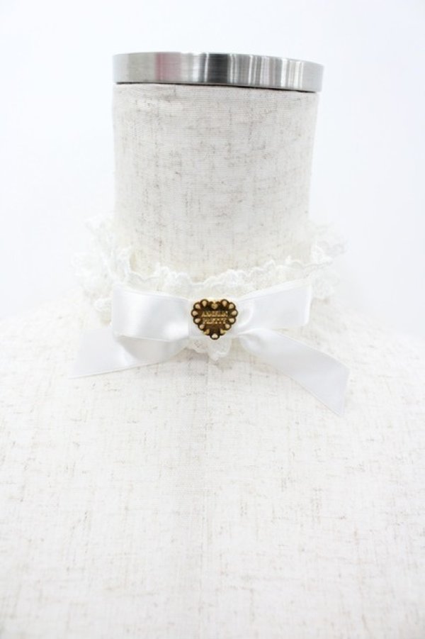 画像1: Angelic Pretty / レースハートチャームチョーカー  白 I-26-02-28-127-AP-AC-SA-ZI (1)