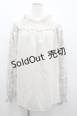 画像: axes femme / ミュルーズ袖ボリュームブラウス  生成り I-26-02-28-015-AX-BL-SA-ZI