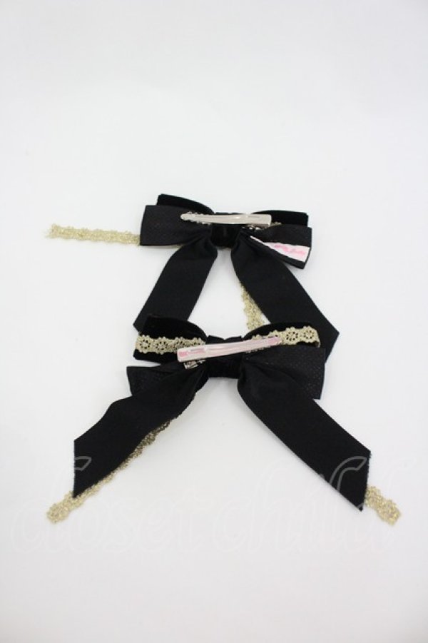画像2: Angelic Pretty / レースハートチャームベルリボンクリップSet  黒Ｘゴールド I-26-02-28-172-AP-AC-SA-ZI (2)