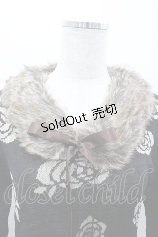 画像3: axes femme / バラ柄ファーティペット付きPO M 黒 I-26-03-02-003-AX-TO-TE-ZI (3)