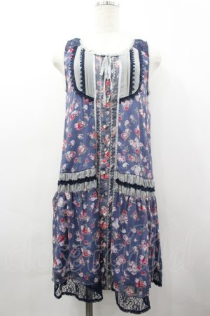 画像: axes femme / ローズブーケプリントノースリーブチュニック  ブルー I-26-03-02-053-AX-OP-SA-ZI