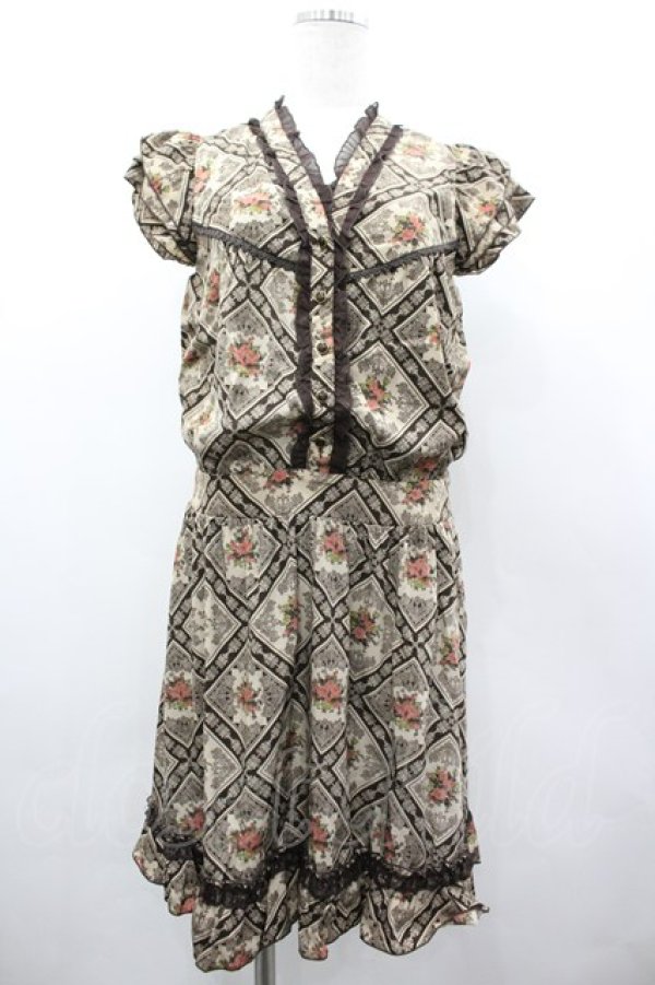 画像1: axes femme / プチスカーフ柄ブラウスOP M チャ I-26-03-02-073-AX-OP-SA-ZI (1)