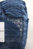 画像3: axes femme / ちょうちょ刺繍デニムパギンス L ウォッシュ I-26-03-02-091-AX-PA-SA-ZI (3)