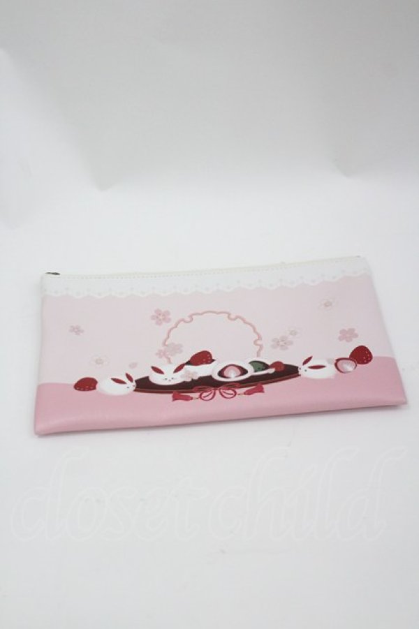 画像1: Amavel / うさいちごの和菓子ポーチ  ピンク I-26-03-02-118-CA-ZA-SA-ZI (1)