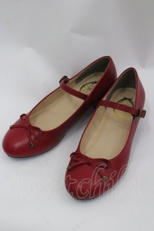 画像: Fi.n.t / ストラップ付きリボンバレエシューズ L 赤 I-26-03-02-124-CA-SH-SA-ZI