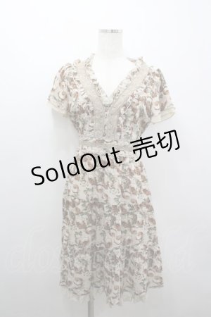 画像: axes femme / ローズリーフ柄ティアードワンピース M ベージュ I-26-03-04-053-AX-OP-TE-ZI