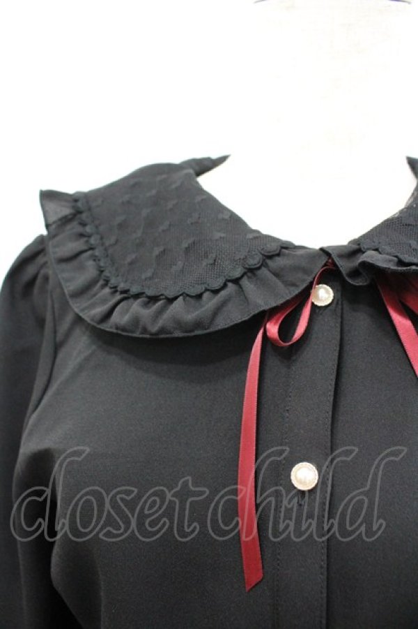 画像2: axes femme POETIQUE / ハートチュールビッグ襟ブラウス  黒 I-26-03-04-001-AX-BL-SA-ZI (2)