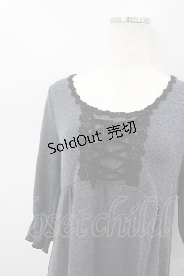 画像2: axes femme / フロント編み上げ半袖ワンピース M グレー I-26-03-04-089-AX-OP-TE-ZI (2)