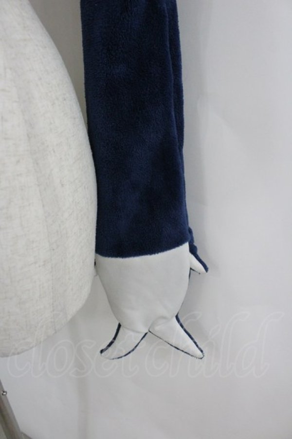 画像2: Favorite / サメモチーフファーマフラーハット  ネイビーＸ白 I-26-03-04-096-LO-AC-SA-ZI (2)