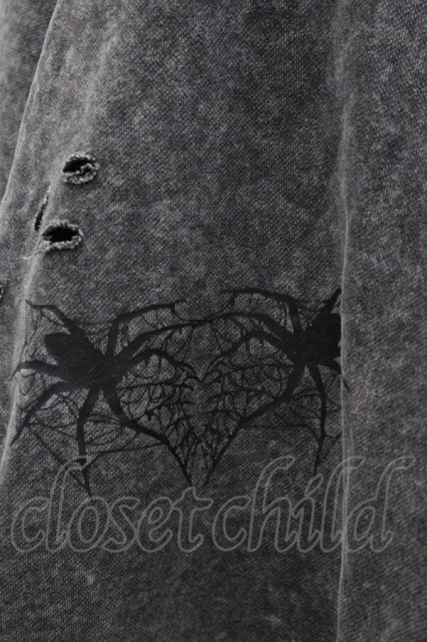 画像3: REFLEM / 吹き付けペイントフェイクレイヤードダメージスウェットトレーナー  グレー I-26-03-04-010-PU-TO-TE-ZI (3)