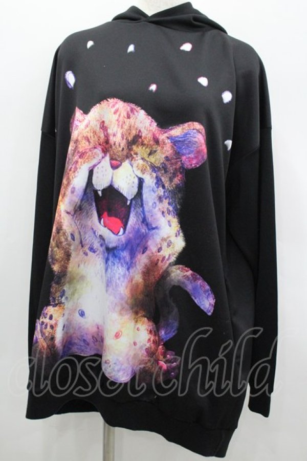 画像1: anko ROCK / トラプリントプルオーバーパーカー F 黒 I-26-03-04-012-PU-TO-TE-ZI (1)