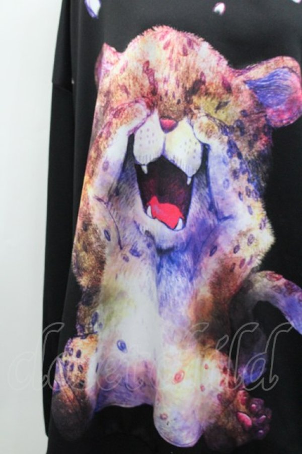 画像2: anko ROCK / トラプリントプルオーバーパーカー F 黒 I-26-03-04-012-PU-TO-TE-ZI (2)