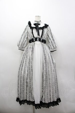 画像: ALICE and the PIRATES / 〜Eden〜漆黒の薔薇と光の雫カラミドビーロングワンピース  白Ｘ黒 I-26-03-04-024-PA-OP-SA-ZI