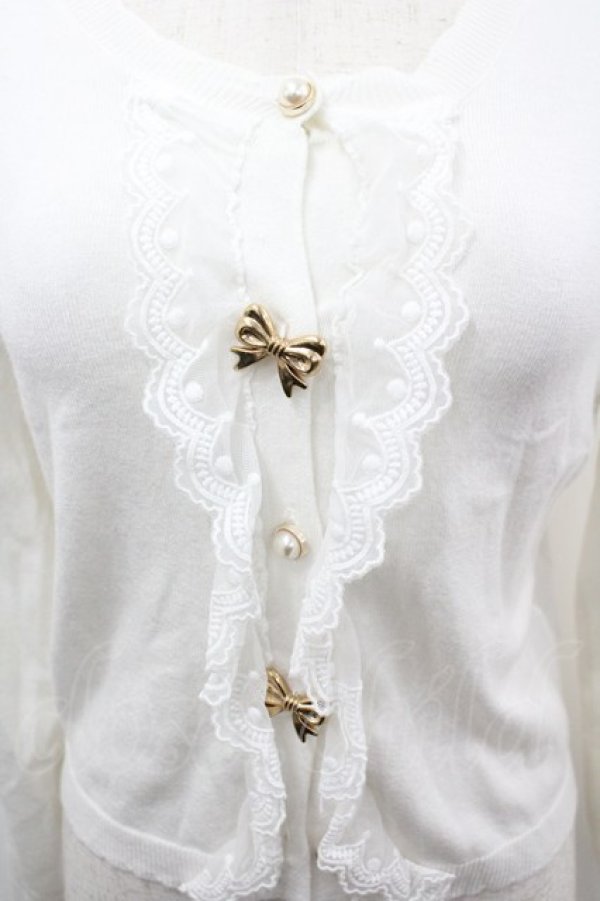 画像2: axes femme POETIQUE / レース×リボンニットカーディガン  白 I-26-03-06-042-AX-TO-SA-ZI (2)