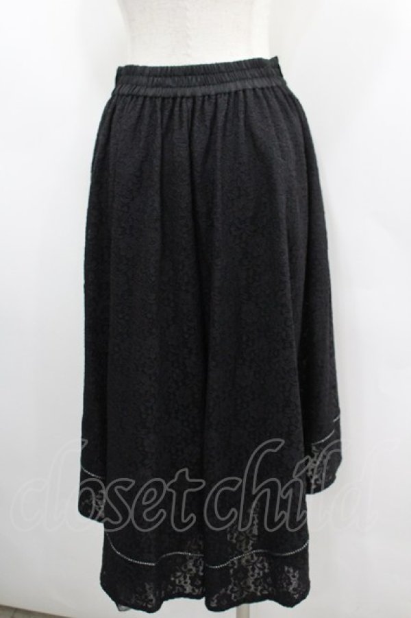 画像3: axes femme / 総レースフィッシュテールスカート  黒 I-26-03-06-062-AX-SK-SA-ZI (3)