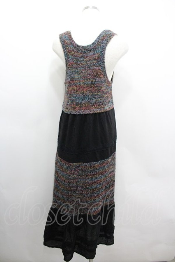 画像2: axes femme / カラフルボーダーノースリーブロングワンピース  黒 I-26-03-06-064-AX-OP-SA-ZI (2)