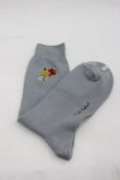 画像1: Karl Helmut / フラワー刺繍ソックス  サックス I-26-03-06-109-EL-ZA-SA-ZI (1)