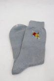 画像2: Karl Helmut / フラワー刺繍ソックス  サックス I-26-03-06-109-EL-ZA-SA-ZI (2)