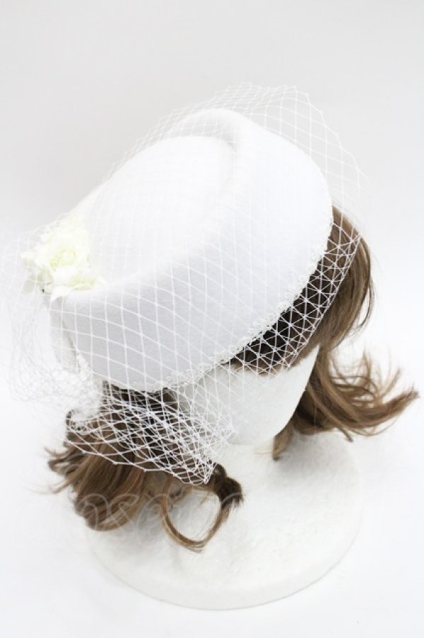 画像1: Morun x Muuna Stoik / チュール重ねフラワーハット  白 I-26-03-08-049-LO-AC-SA-ZI (1)