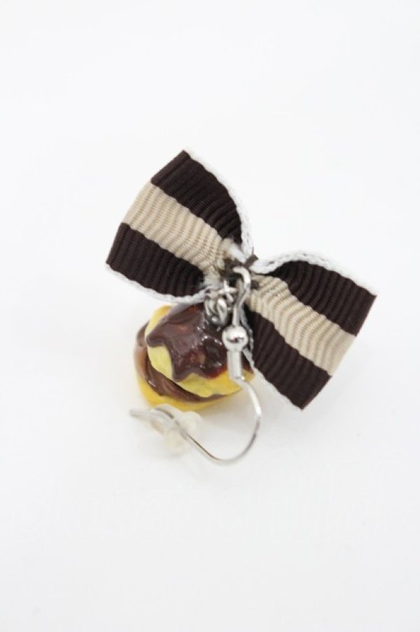 画像3: Emily Temple cute / プチシュー片耳ピアス  ブラウン I-26-03-08-069-ET-AC-SA-ZI (3)