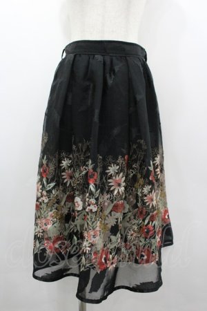 画像: axes femme / リボン付花柄フレアスカート M ブラック I-26-03-10-079-AX-SK-SA-ZI