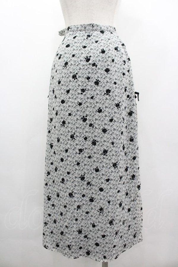 画像2: INGEBORG / フロッキーバラptスカート  ホワイト×ブラック I-26-03-10-085-LO-SK-SA-ZI (2)