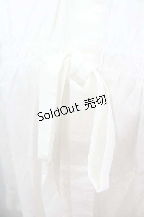 画像2: Jane Marple Dans Le Salon / フロントリボン長袖ブラウス  白 I-26-03-12-005-JM-BL-SA-ZI (2)