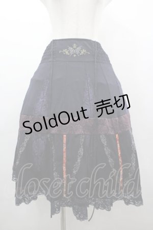 画像: Ozz oneste / 蝶刺繍&裾レース2wayスカート  ネイビー I-26-03-12-072-OO-SK-SA-ZI