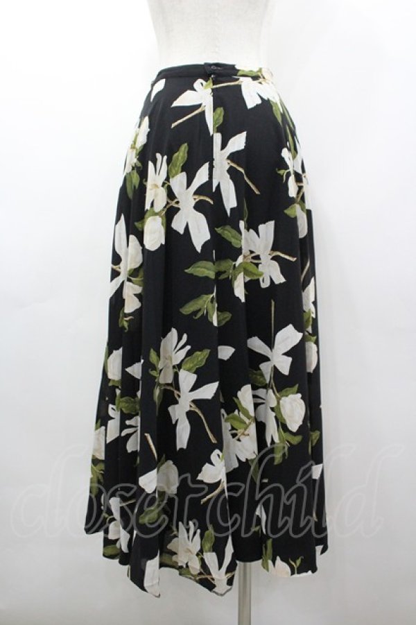 画像2: KANEKO ISAO / マグノリア柄スカート  ブラック I-26-03-12-082-EL-SK-SA-ZI (2)