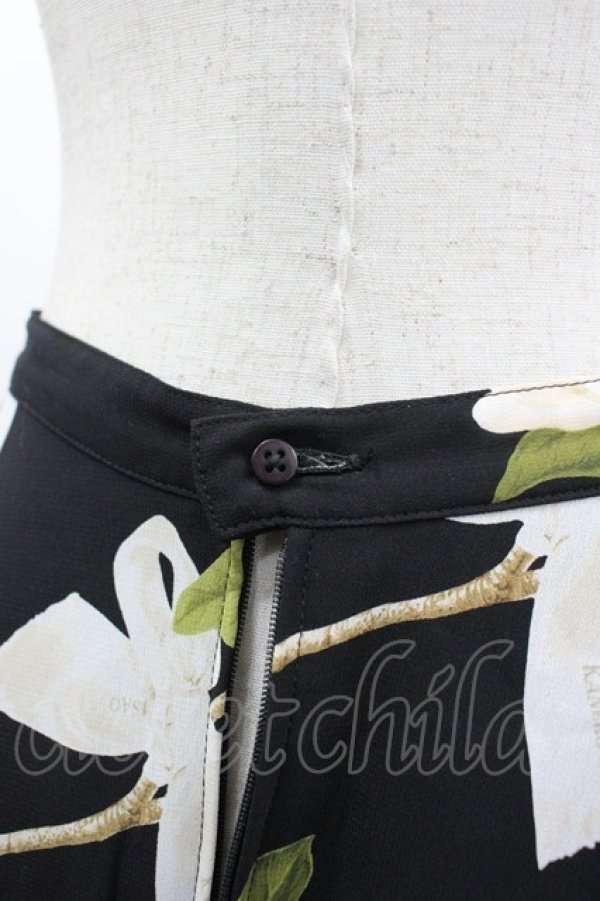 画像4: KANEKO ISAO / マグノリア柄スカート  ブラック I-26-03-12-082-EL-SK-SA-ZI (4)