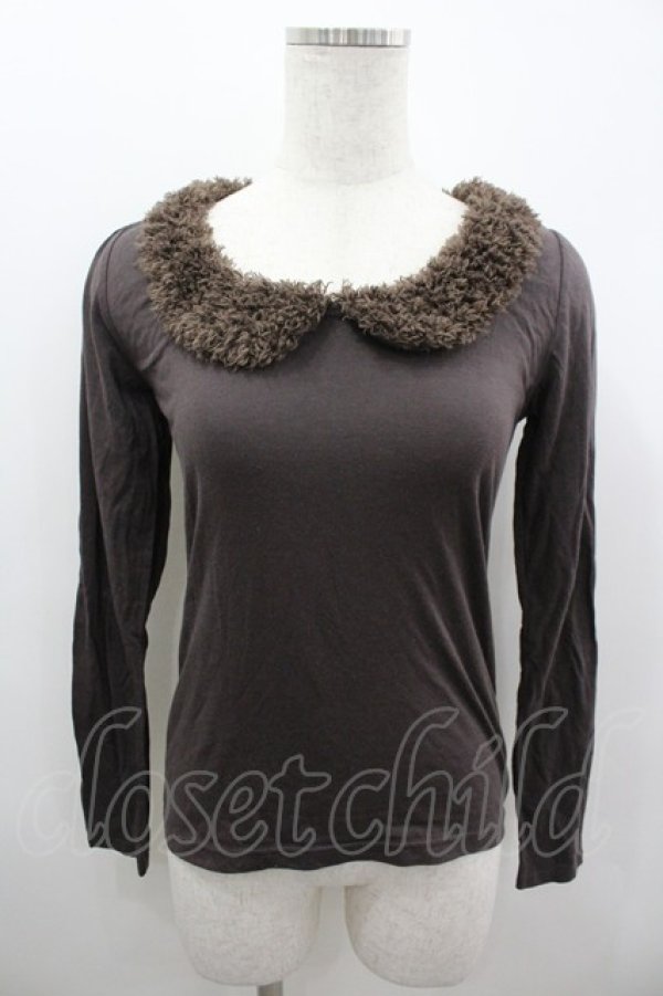 画像1: Fi.n.t / ファー襟カットソー  ブラウン I-26-03-12-015-CA-TO-SA-ZI (1)