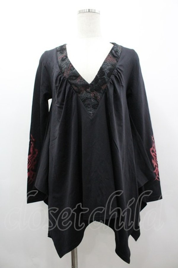 画像1: Qutie Frash / Vネックトップス  黒 I-26-03-14-055-QU-TO-SA-ZI (1)