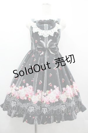 画像: BABY,THE STARS SHINE BRIGHT / チェリーローズ柄ジャンパースカート  黒 I-26-03-14-065-BA-OP-TE-ZI