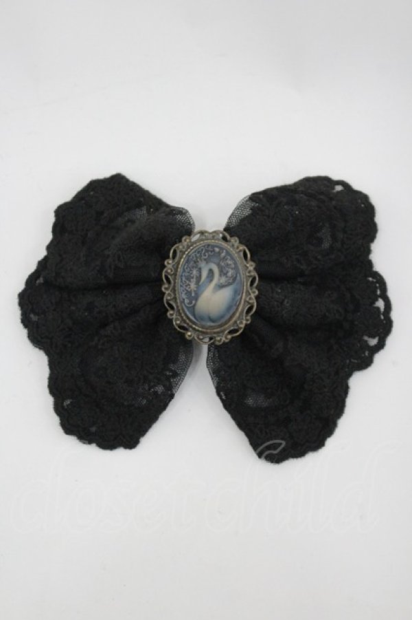 画像1: metamorphose / スワンカメオレースリボンバレッタ  黒 I-26-03-14-119-ME-AC-TE-ZI (1)