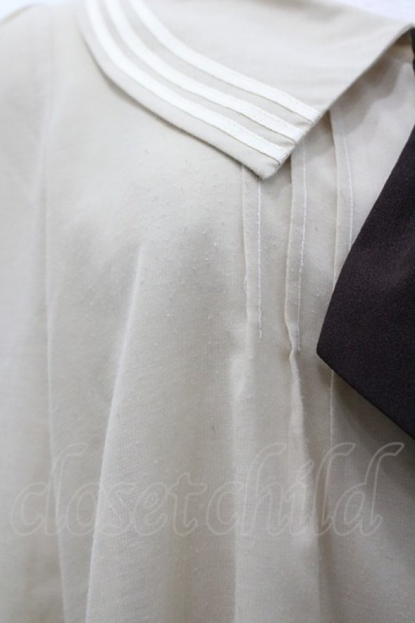 画像3: Fi.n.t / タイ付きライン衿ブラウス F ベージュ I-26-03-14-002-CA-BL-TE-ZI (3)