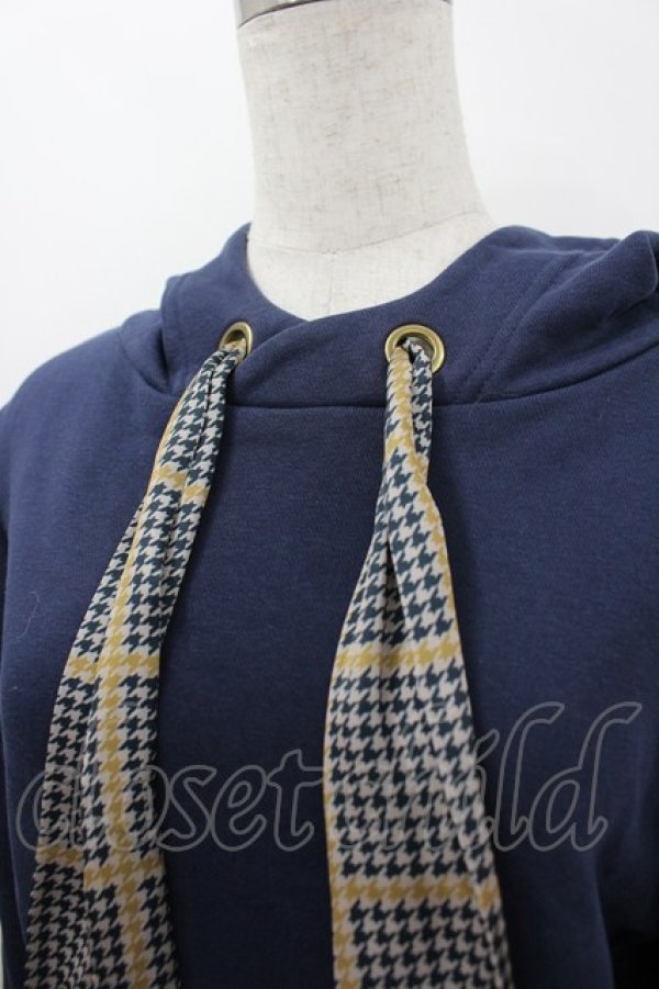 画像2: Fi.n.t / 千鳥柄スカーフデザインパーカー  ネイビー I-26-03-16-029-CA-TO-SA-ZI (2)