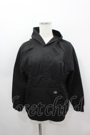 画像: PINK HOUSE / PHロゴワッペン付きフードブルゾン  黒 I-26-03-16-041-LO-JA-SA-ZI