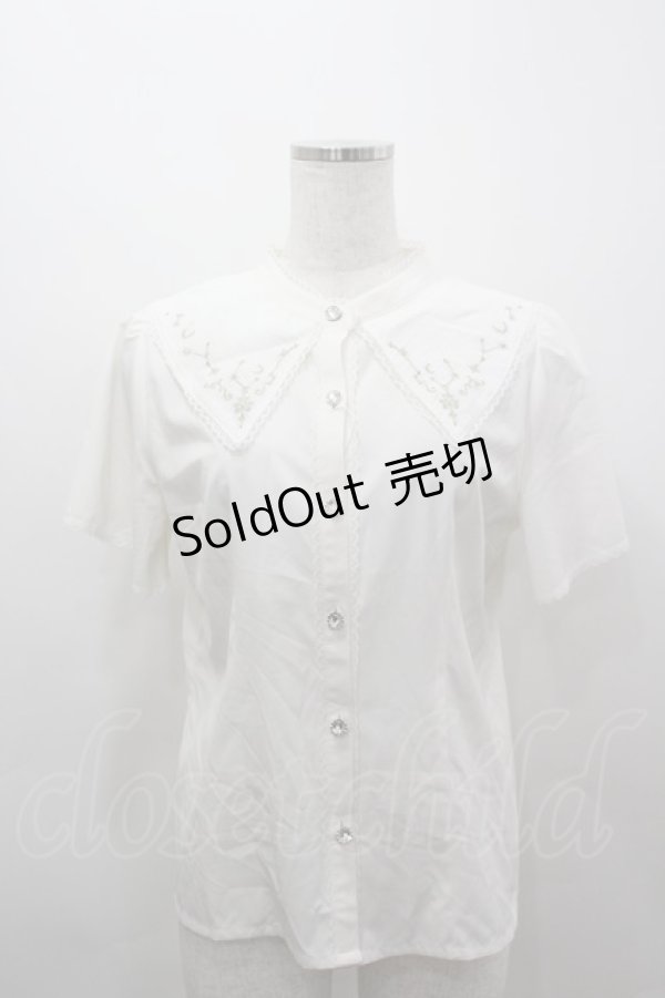 画像1: axes femme POETIQUE / シエルエトワール刺繍襟ブラウス  アイボリー I-26-03-16-008-AX-BL-SA-ZI (1)