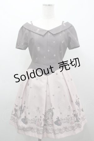 画像: Secret Honey / オフショルストライプワンピース(オーロラ姫ver)  ピンク I-26-03-16-076-CA-OP-SA-ZI